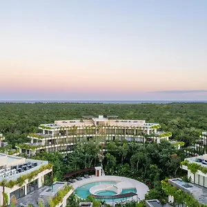 https://apt-mistiq-temple-ii-luxury.tulum-hotels.net